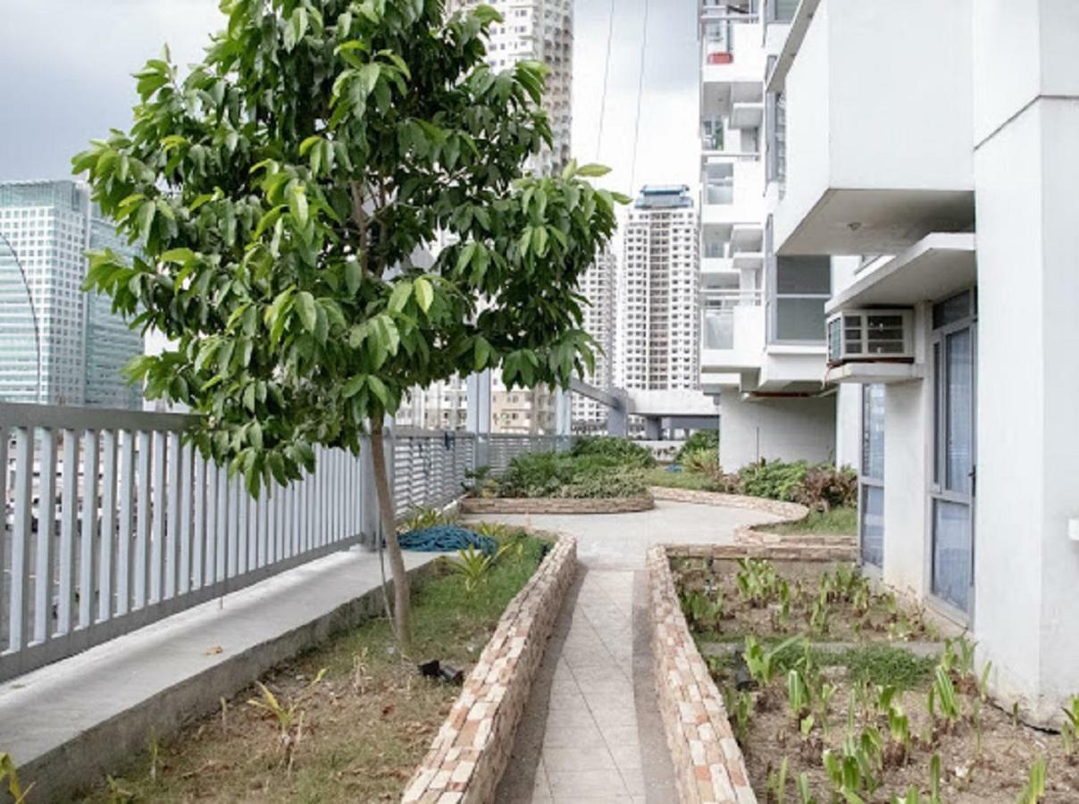 4Q Tower D Manhanttan Heights Cubao Qc Manila Exterior photo