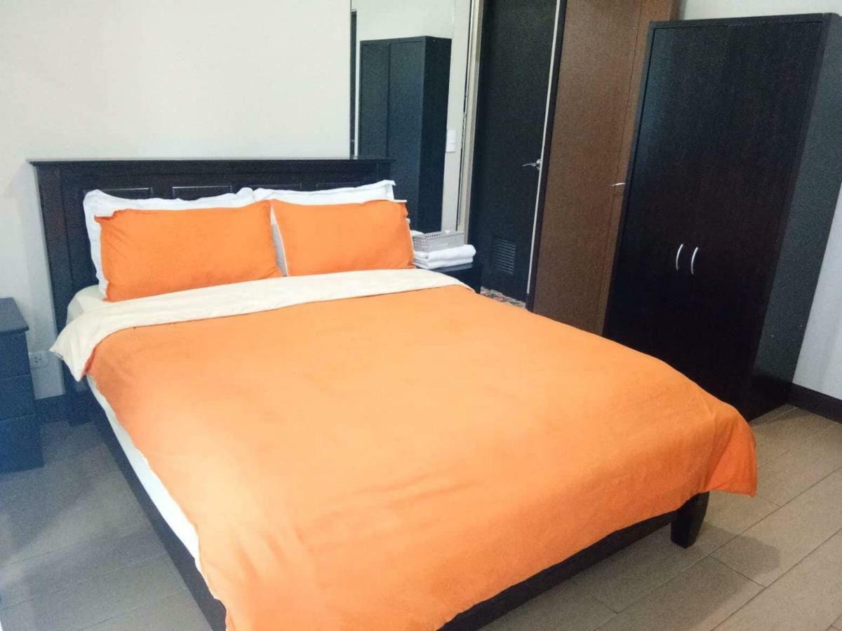 4Q Tower D Manhanttan Heights Cubao Qc Manila Exterior photo