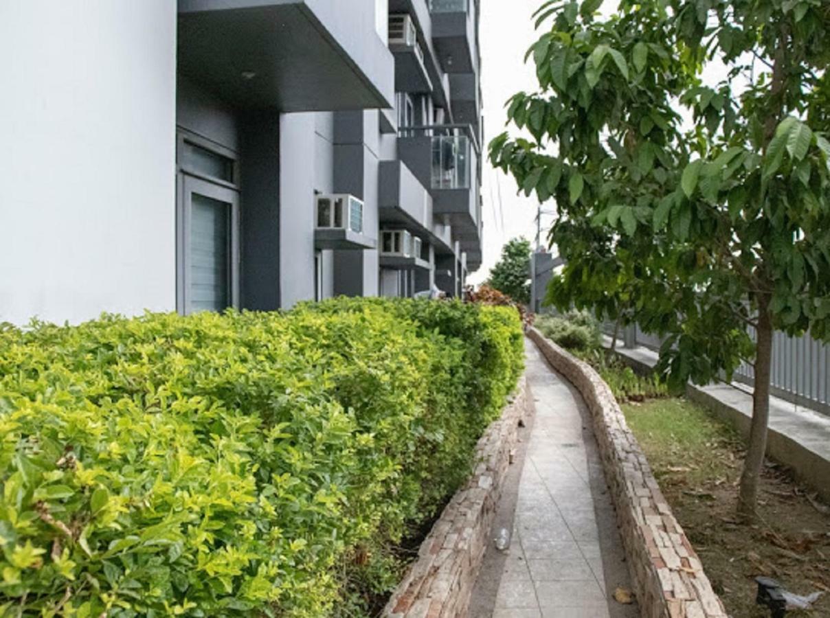4Q Tower D Manhanttan Heights Cubao Qc Manila Exterior photo