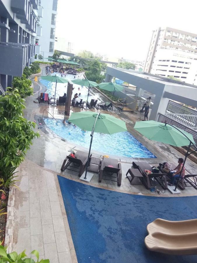 4Q Tower D Manhanttan Heights Cubao Qc Manila Exterior photo